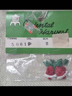Vintage Christmas patches nip